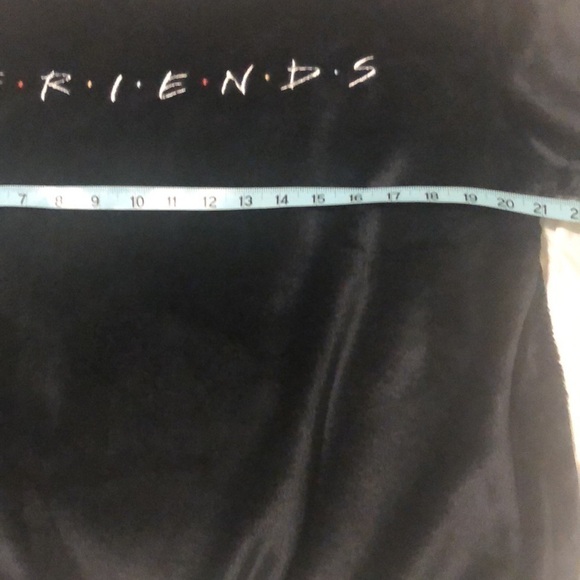Friends black soft velour feel black sweater - Picture 2 of 7